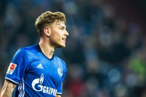 九游体育官网入口UFC赛场再起风云：西城青龙队火力全开北城火狐队，新援首秀制胜锋线火力回暖的简单介绍